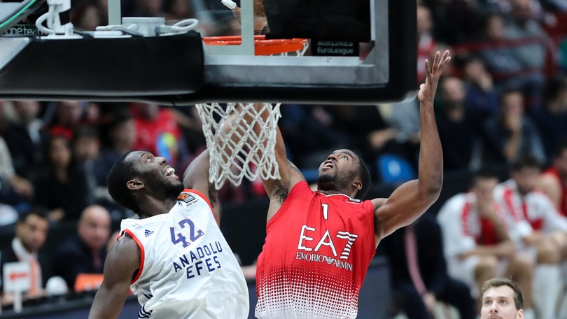 Basket, Serie A: Milano vola a 1,16 contro Sassari