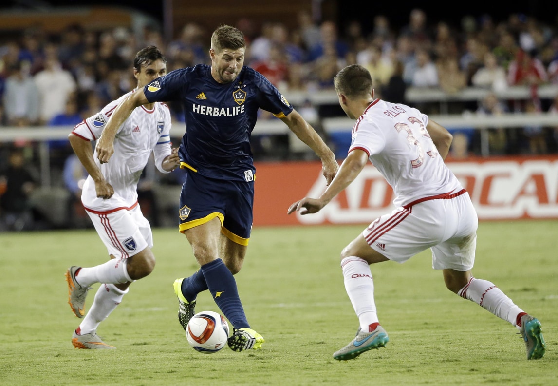 Gerrard: i bookmaker lo rimandano in Premier