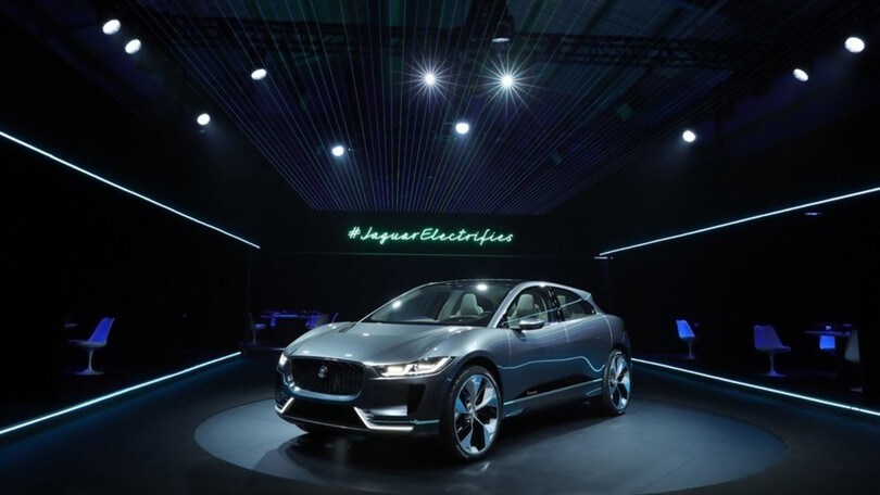 Jaguar I-Pace, Salone di Los Angeles 2016: foto