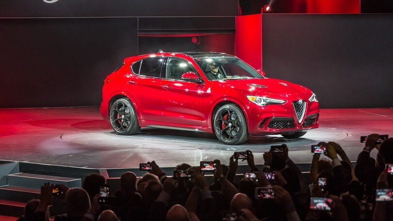 Alfa Romeo - Scalata ai Suv con la Stelvio