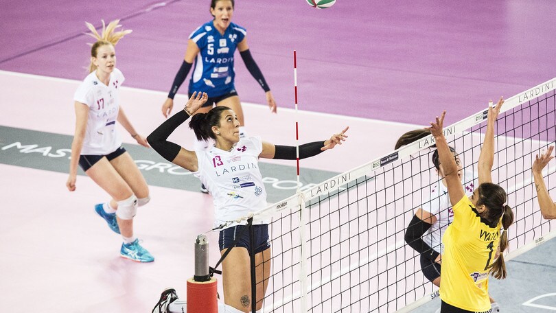 Volley: A2 Femminile, Pesaro contro Brescia per conservare il primato