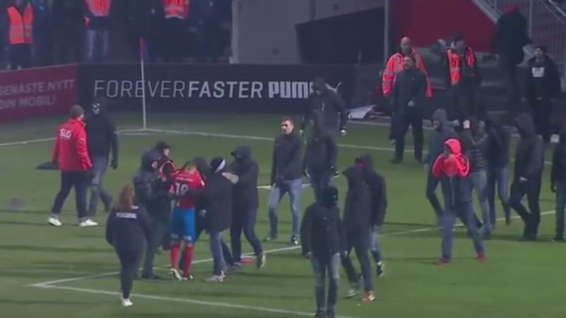 Helsingborg, gli ultrà svedesi prendono di mira Larsson junior