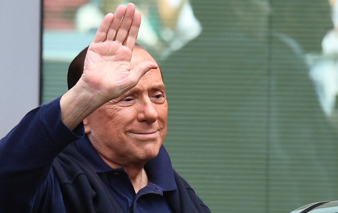 Berlusconi: «Sì a presidente onorario ma con poteri decisionali»