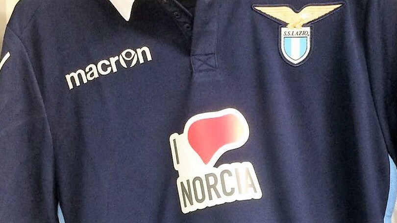 Lazio, a Palermo con una maglia speciale: I love Norcia