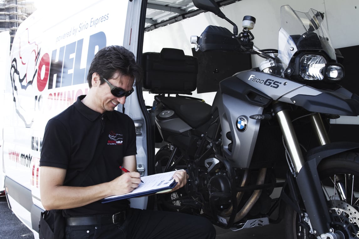 Trasporto moto, sempre più motociclisti si affidano agli "specialisti"