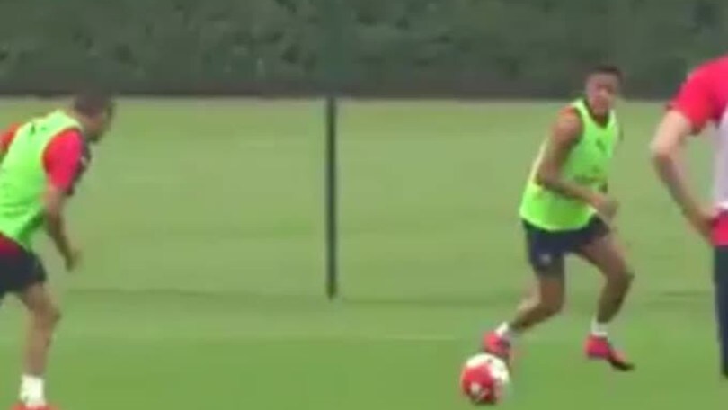 Arsenal, Sanchez vacilla: dalla Cina 419 mila euro a settimana