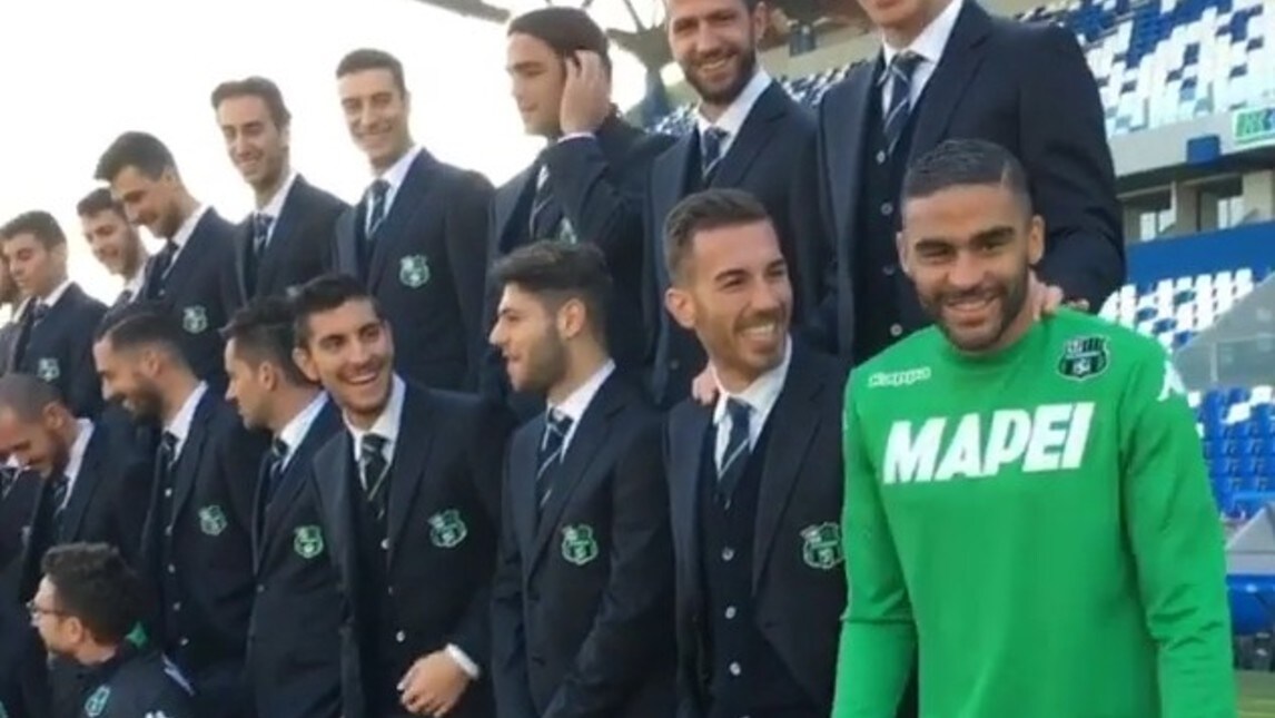 Sassuolo, tutti con il completo...tranne uno