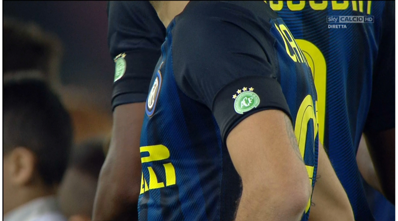 Inter, Icardi indossa la fascia in onore della Chapecoense