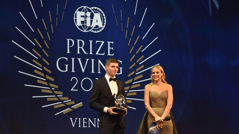 F1 Red Bull, due premi per Verstappen