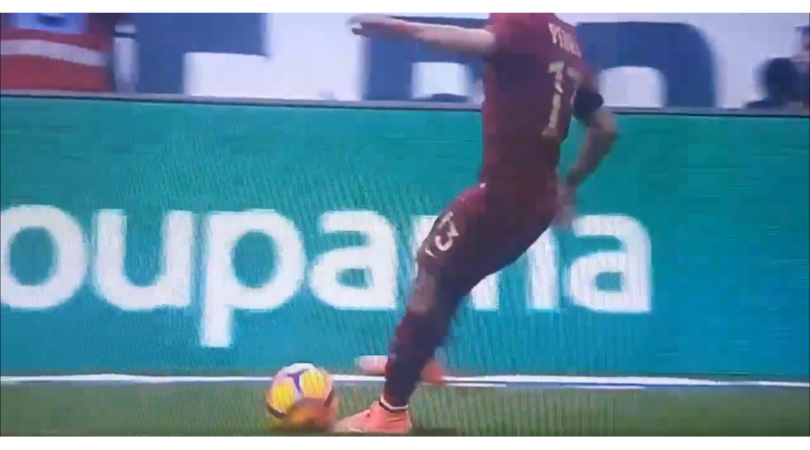 Lazio-Roma, il fallo su Bruno Peres: fuori area o rigore?