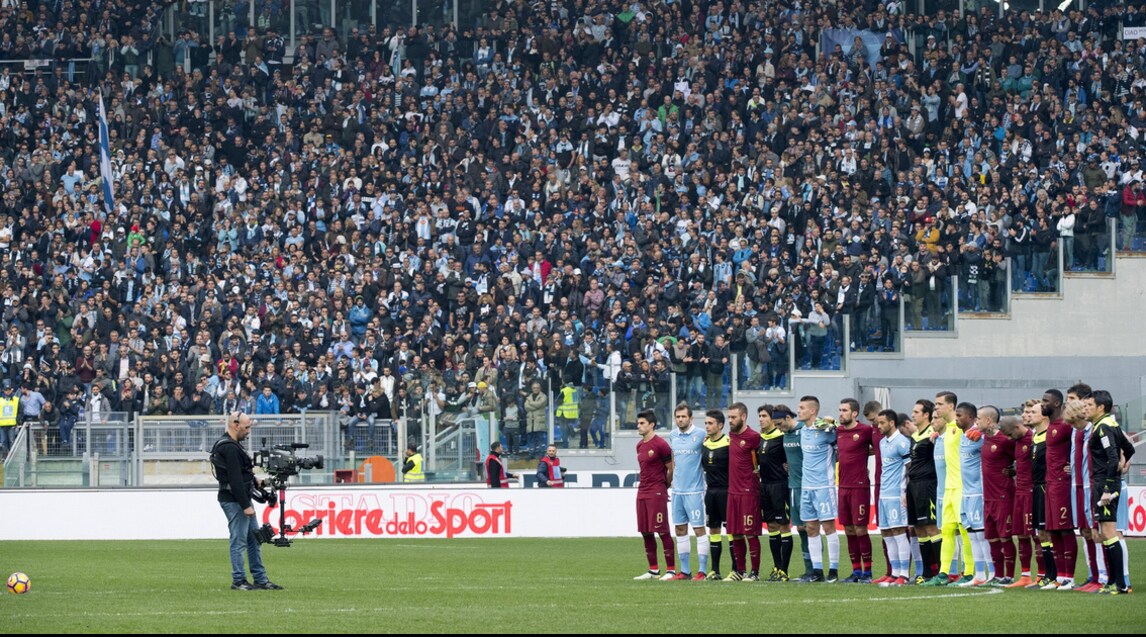 Lazio-Roma, anche la stracittadina omaggia le vittime della Chapecoense