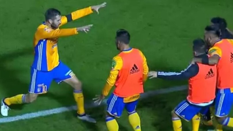 Gignac fa il mago, esultanza da applausi