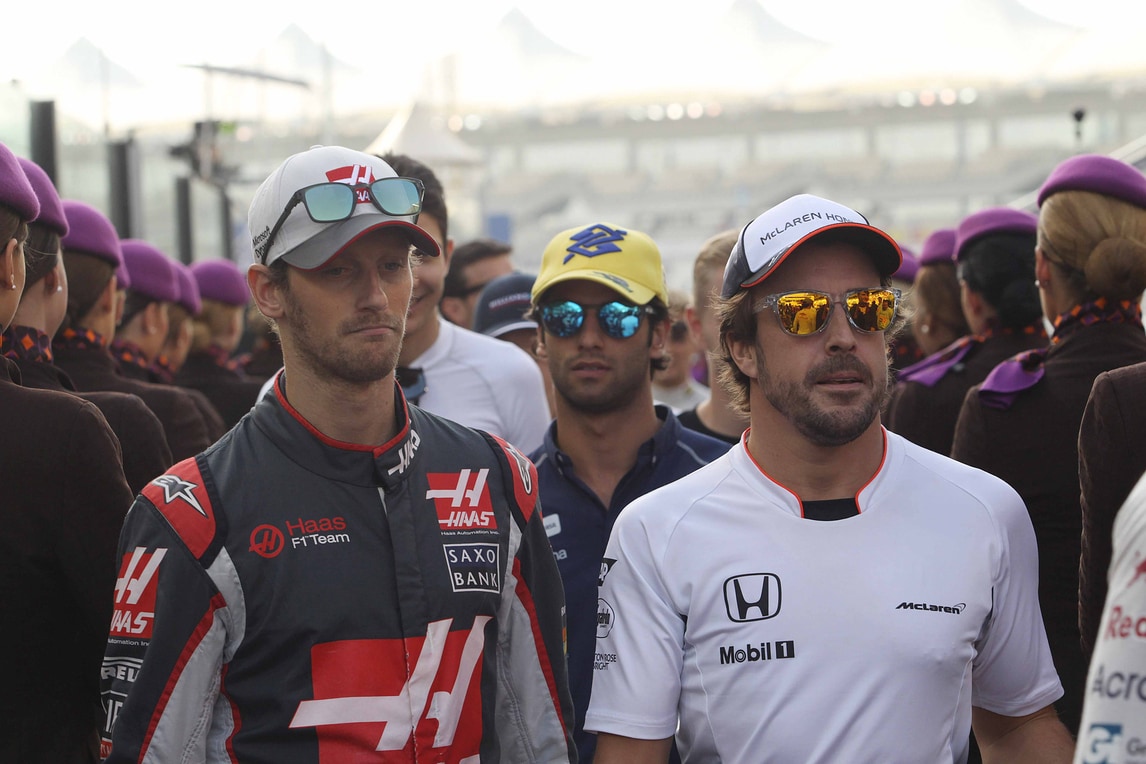 MotoGp, Alonso guida una RC213V a Motegi