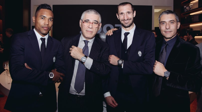 Hublot festeggia i dieci anni della collezione All Black