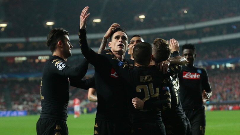 Champions League, Benfica-Napoli 1-2: Sarri agli ottavi da primo nel girone