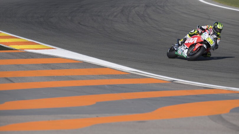 MotoGp, via le gomme intermedie dal 2017