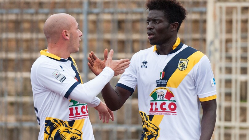Modena vicino a Diop della Viterbese