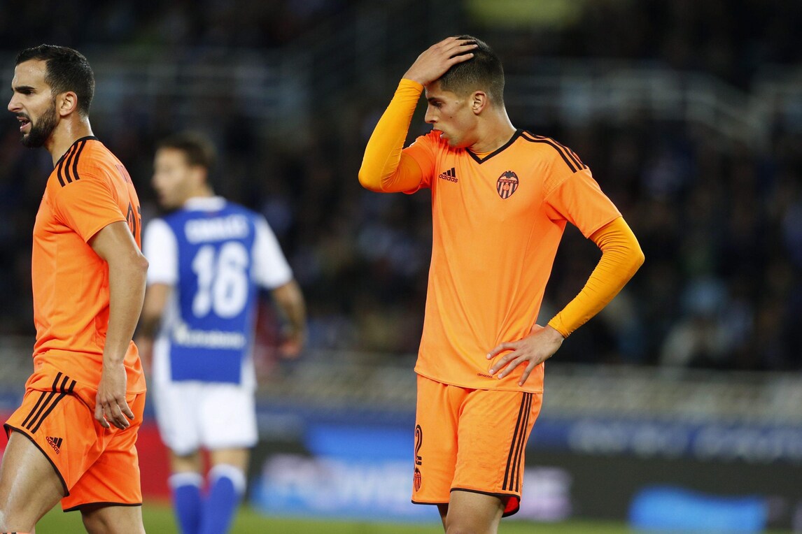 Valencia, rientro da incubo: ostaggio di 50 tifosi