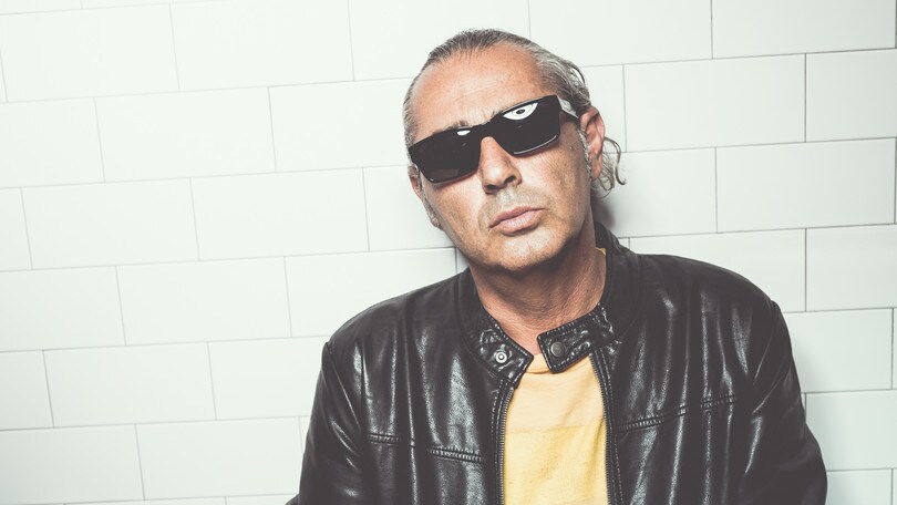 Luca Carboni torna live con Pop-Up