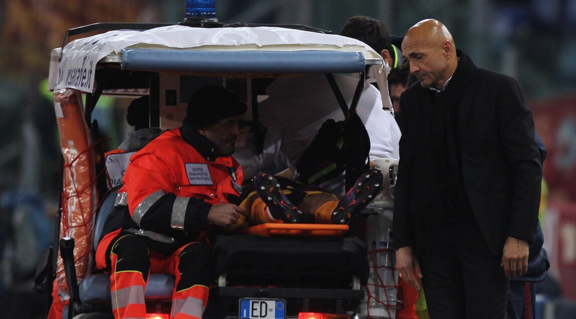 Roma-Milan, Bruno Peres ko: esce in barella