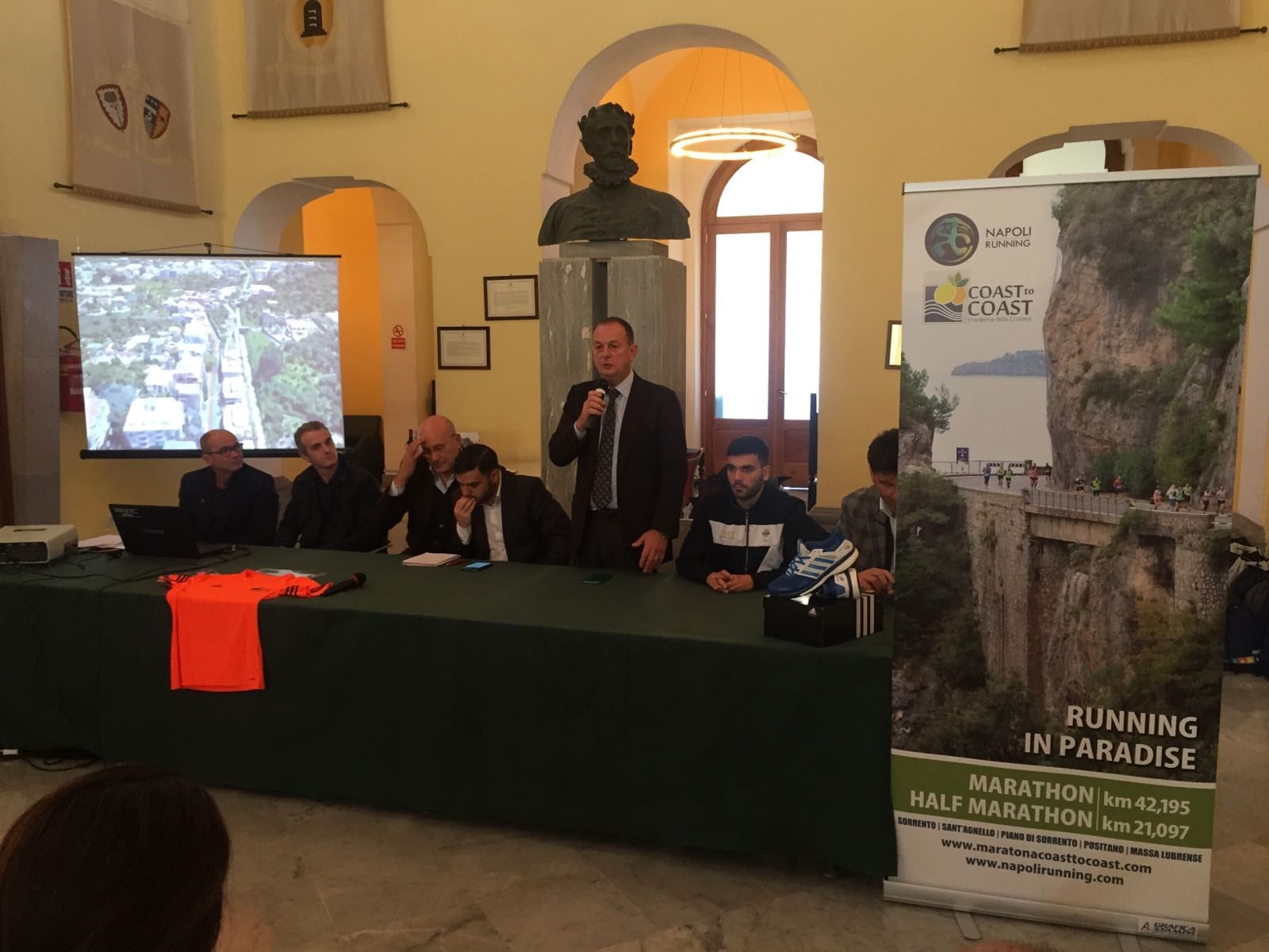 Maratona Coast to Coast, Sorrento di corsa verso il Natale