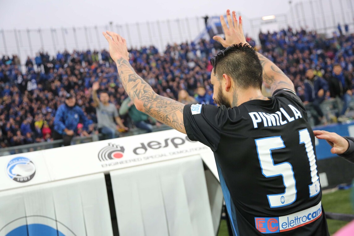 Calciomercato, Atalanta su Schmidt. Pinilla in Messico?