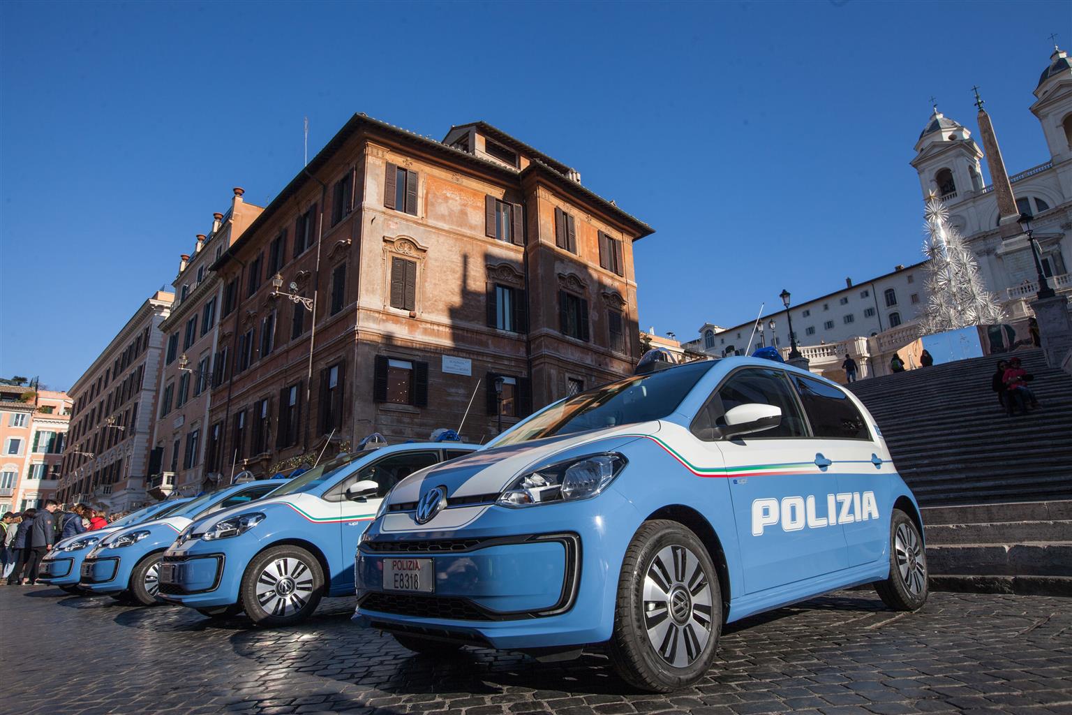 La Polizia di Roma "arruola" quattro up elettriche