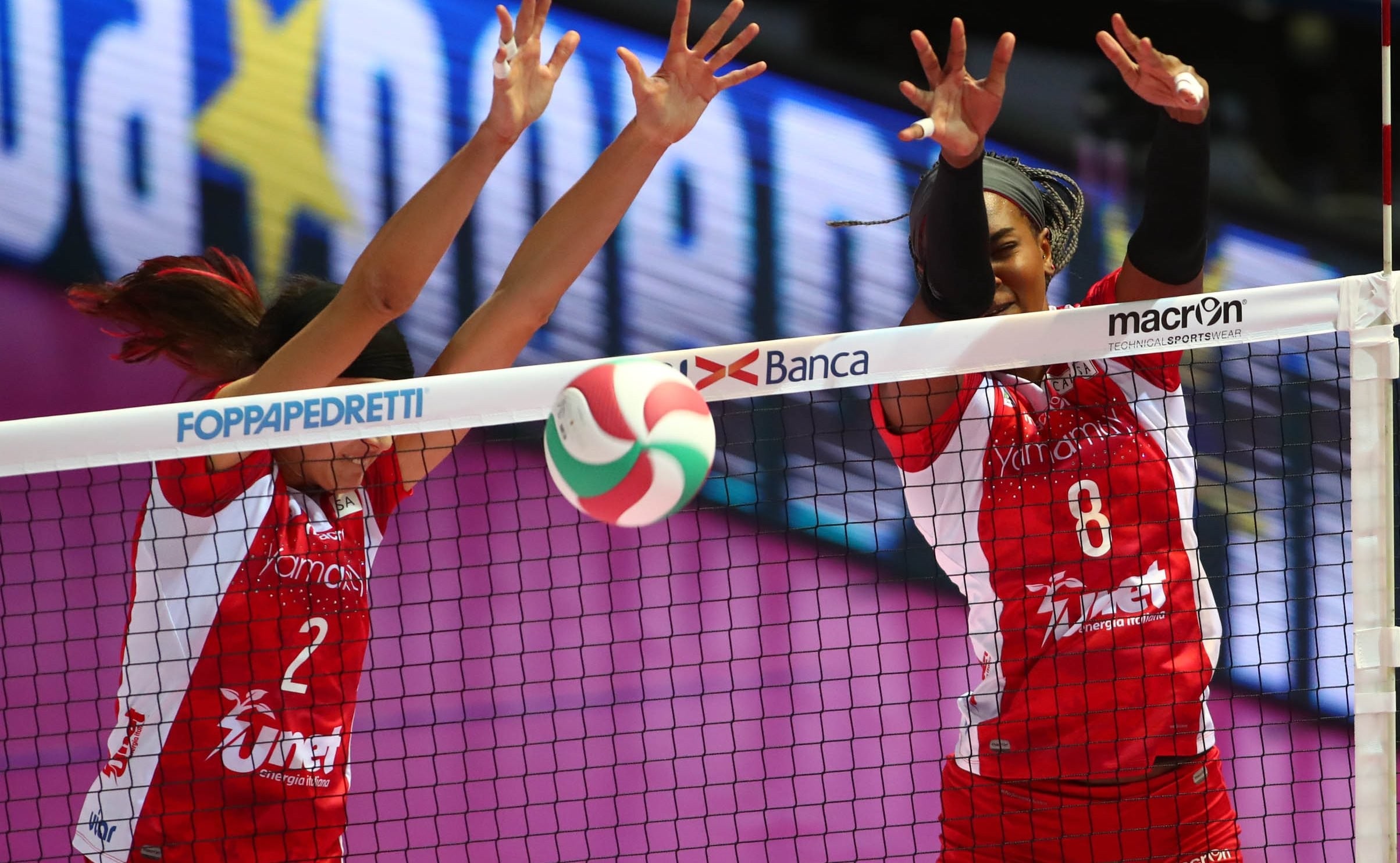 Volley: Coppa Cev, Busto parte con il piede giusto