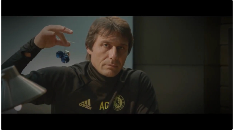 Conte, i suoi auguri di Natale sono già cult