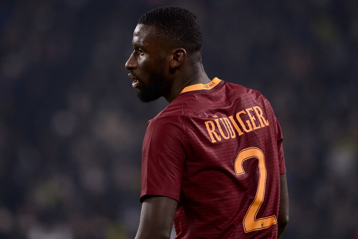 «Conte e Mourinho si sfidano per Rüdiger»