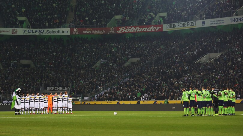 Risultati Bundesliga: Borussia Mönchengladbach ko col Wolfsburg, pari del Dortmund