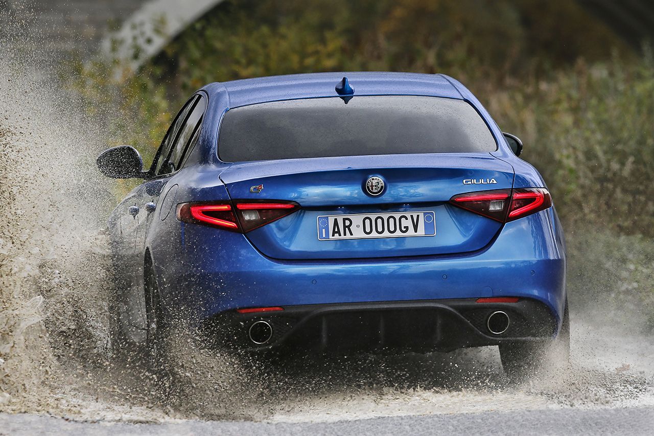 Alfa Giulia, per gli USA anche una versione da 350 cv