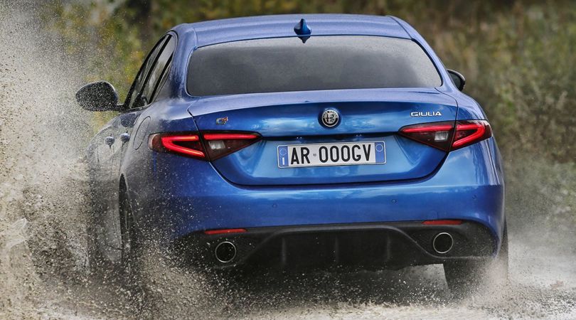 Alfa Giulia, per gli USA anche una versione da 350 cv