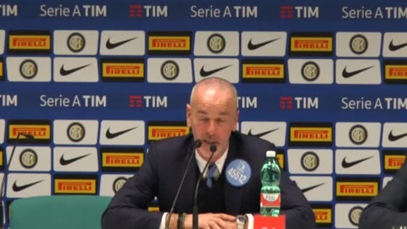 Pioli: "Classifica? Non la guardavo prima, non lo faccio ora"