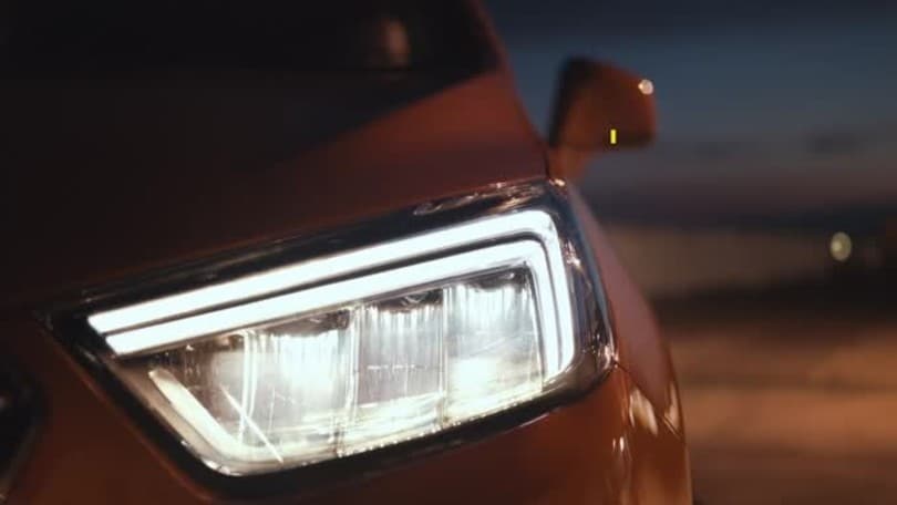 Opel Mokka X, come funzionano i fari intelligenti