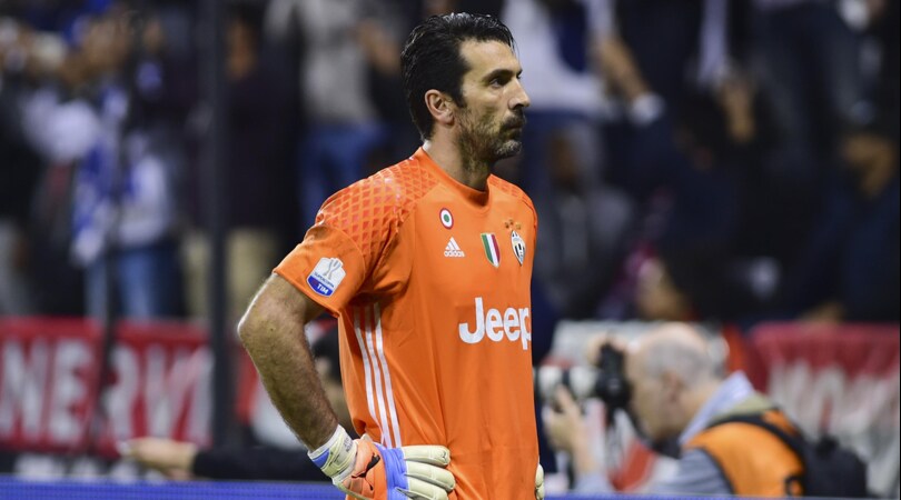 Serie A Juventus, i convocati. Out Buffon ed Evra