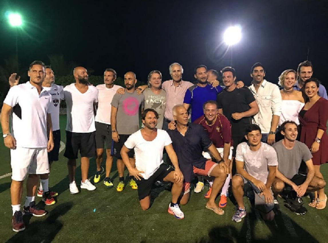 Magnini e Pellegrini alle Maldive, ma non sono soli