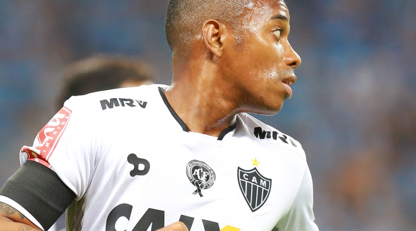 Santos, Robinho non tornerà: «Resta all'Atletico Mineiro»