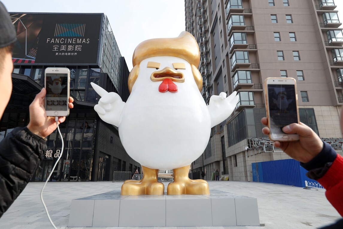 In Cina spunta il gallo che ricorda Donald Trump