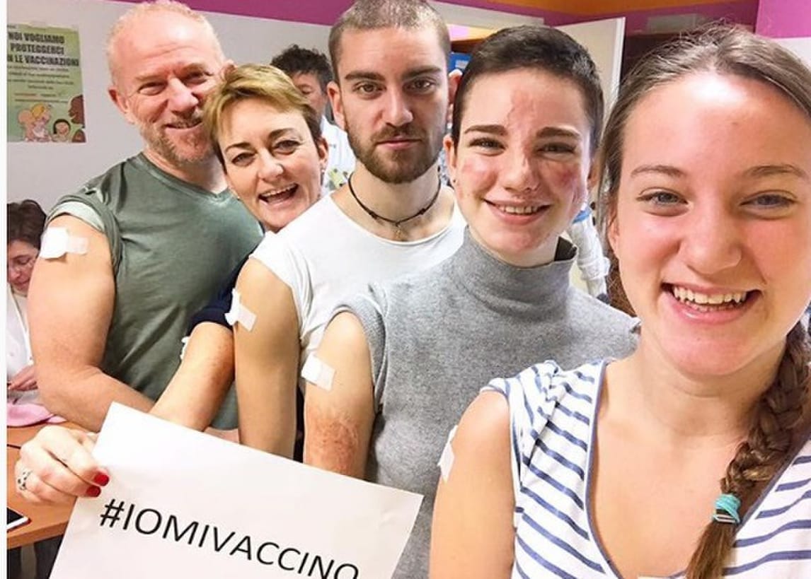 Bebe Vio si vaccina contro la meningite: «Mi avrebbe salvata»