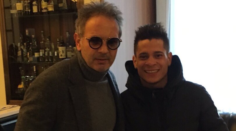 Torino, Iturbe posa con Mihajlovic