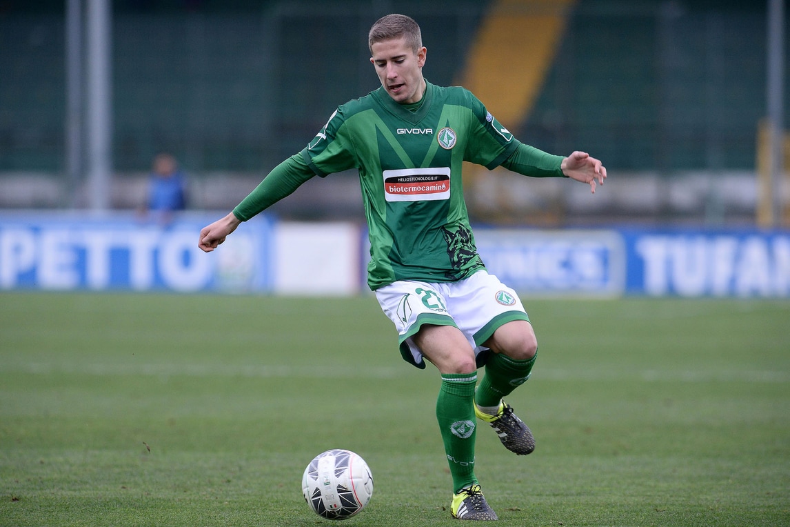 Chiosa torna al Torino che lo darà in prestito al Novara