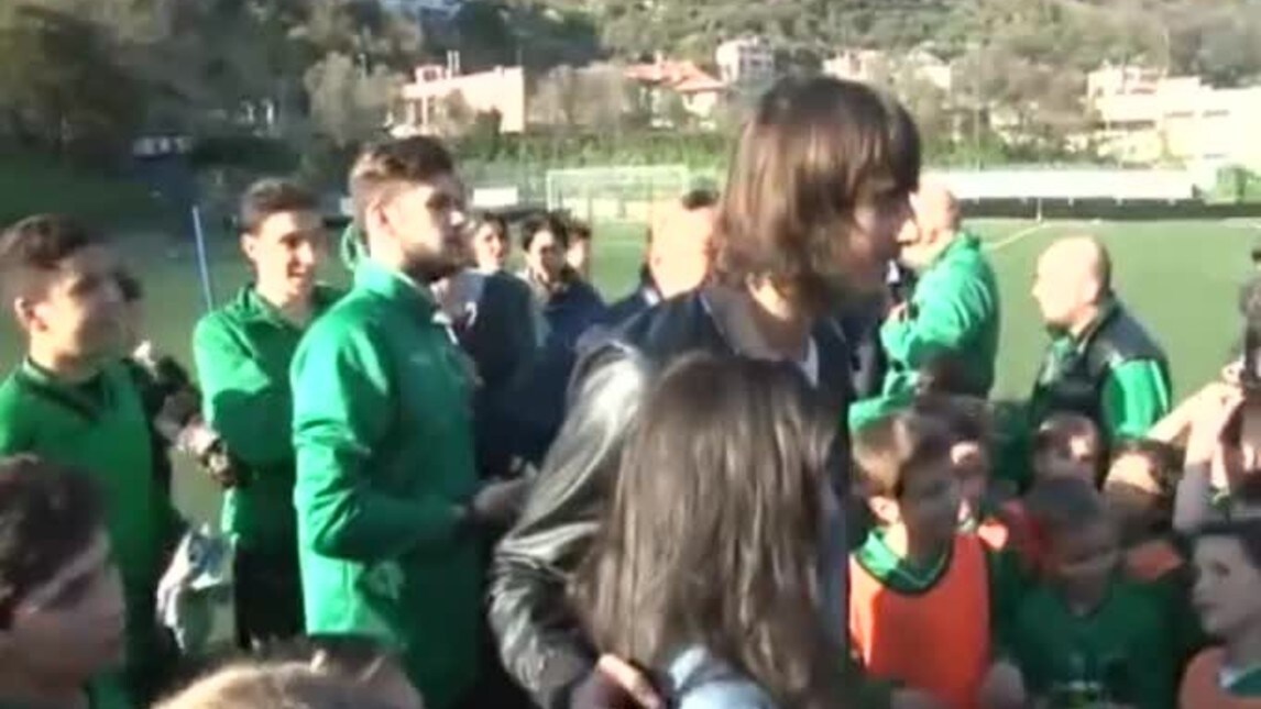 Napoli, idea Perin per la porta