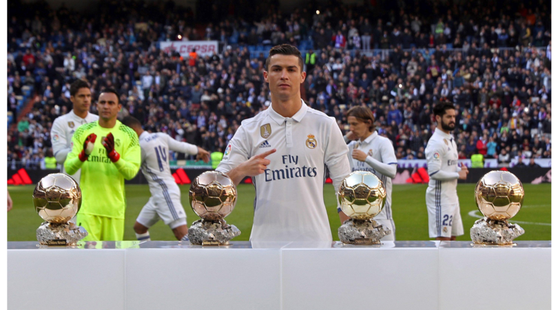 Cristiano Ronaldo, la sfilata dei 4 Palloni d'Oro