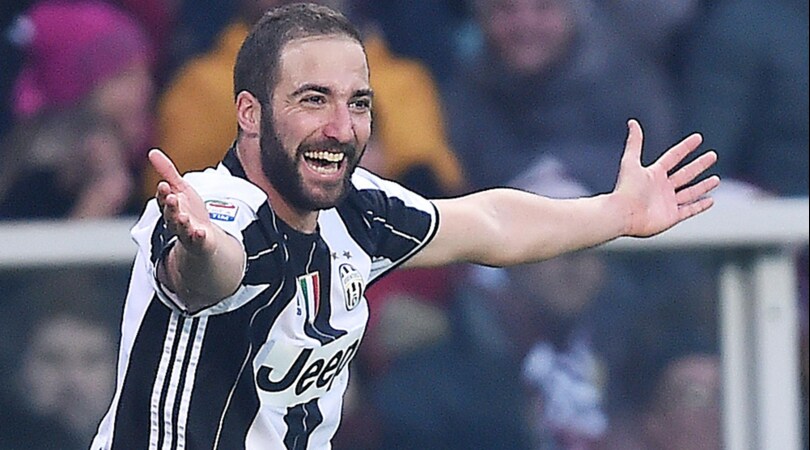 Higuain: «Il Pallone d'Oro? Meglio vincere con la Juve»