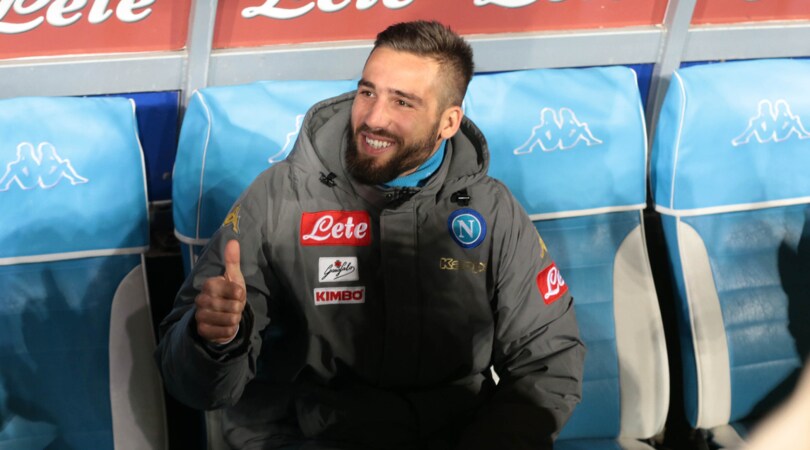 Napoli, ecco Pavoletti: il saluto al San Paolo