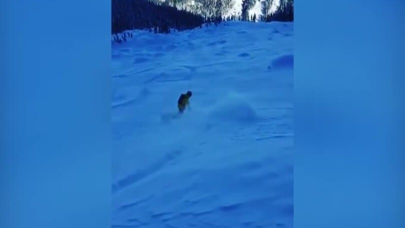 Hamilton tra la neve per le vacanze...
