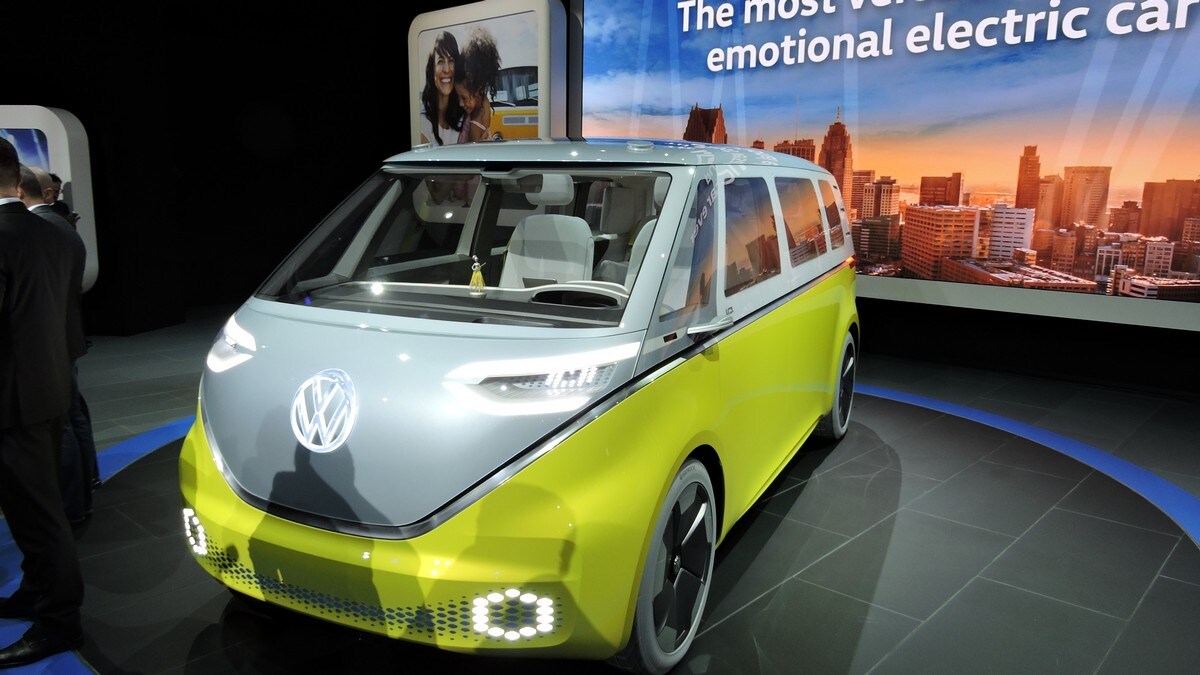 VW gioie e dolori: rinasce il Bulli (elettrico), arrestato dirigente per Dieselgate