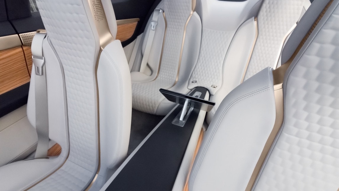 Nissan Vmotion 2.0, berlina futuribile al Salone di Detroit