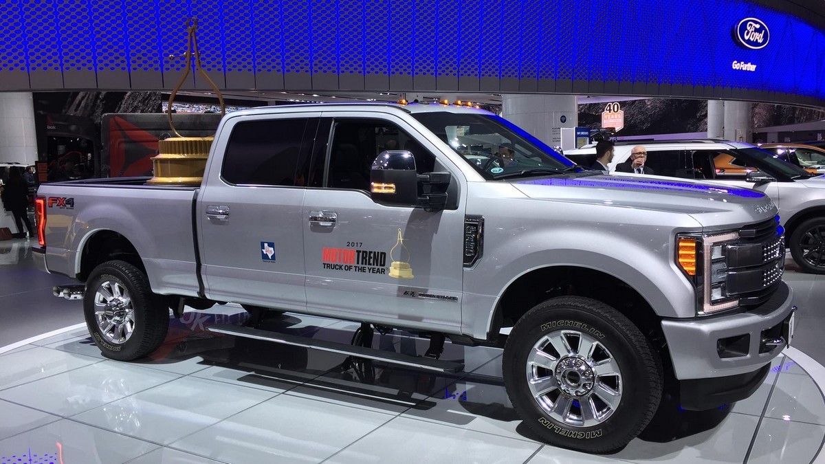 Ford al Salone di Detroit, tra SUV e guida autonoma